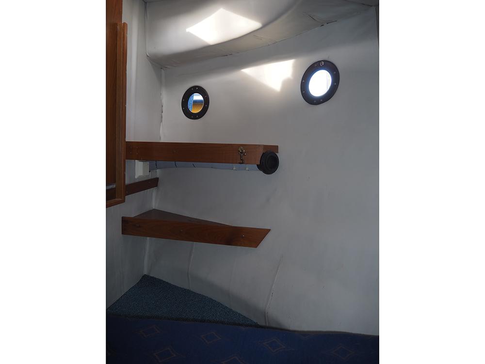 Aft cabin, Accommodation